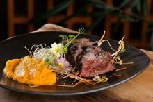 Le Traiteur des Arènes -  Conception d'un menu sur mesure avec des produits de saison par un traiteur pour un repas d'anniversaire à Toulouse en Haute-Garonne